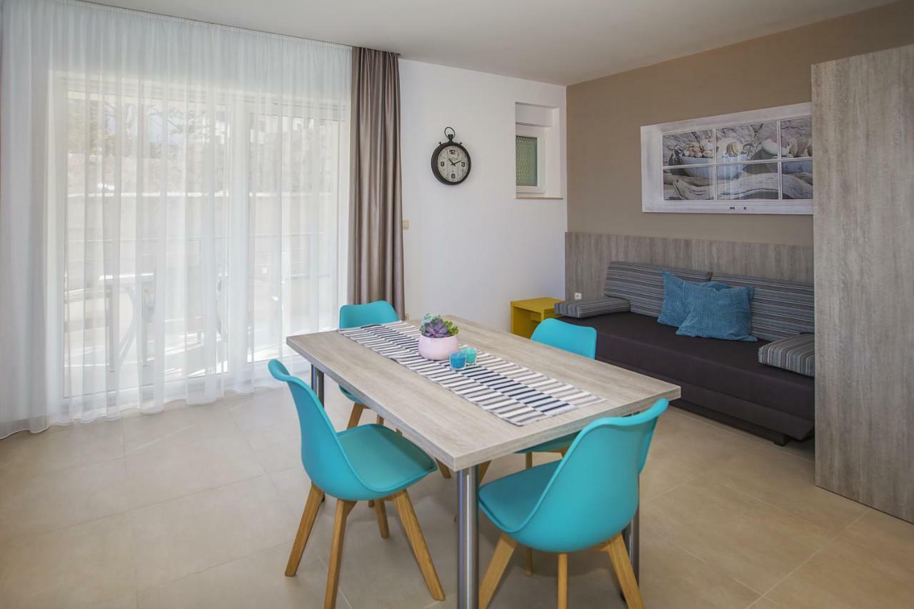 Apartments Capic Niko Baška Esterno foto